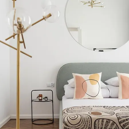 Wawel Castle - Modern - 7 Gertrudy * Cracovia