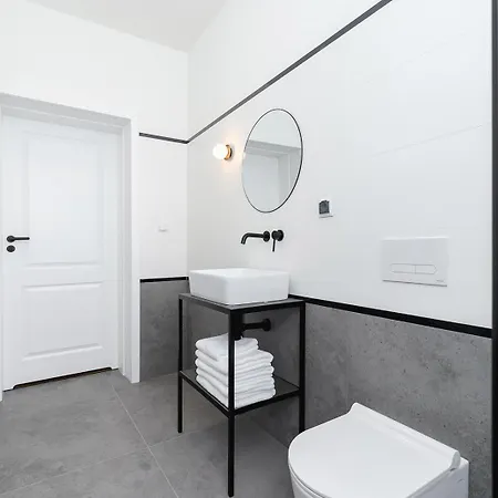 Wawel Castle - Modern - 7 Gertrudy *